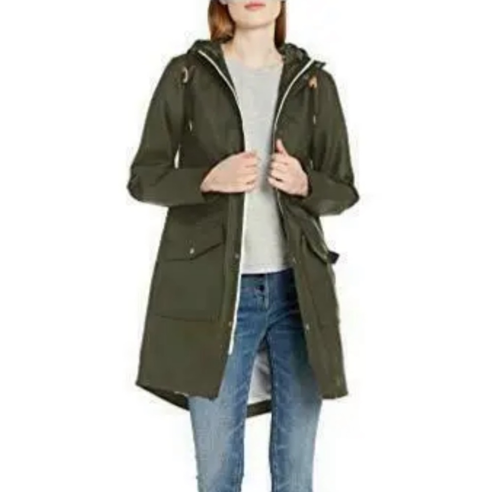 Levi Strauss (Levi’s) Women’s Rubberized Rain Parka, Excellent condition!